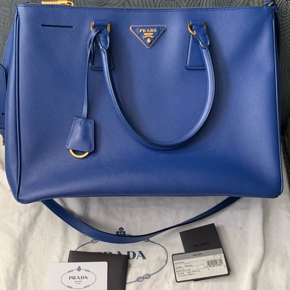 Prada Blue leather Lux Saffiano Handbag Satchel - Picture 3 of 9